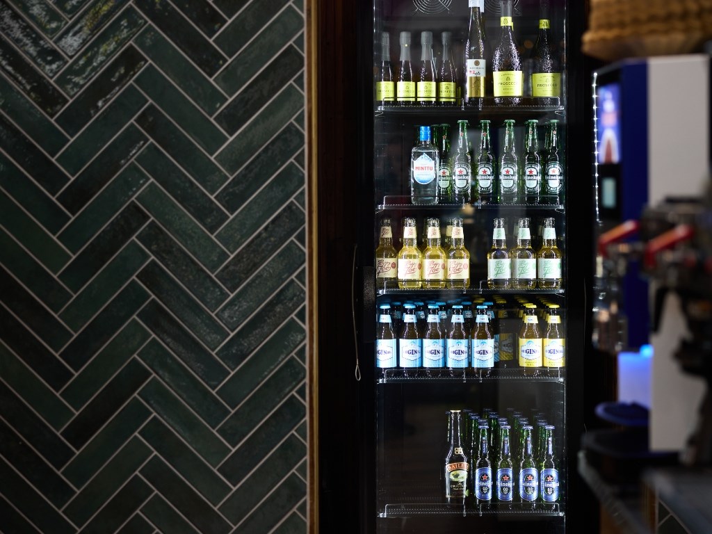 Juomia jääkaapissa